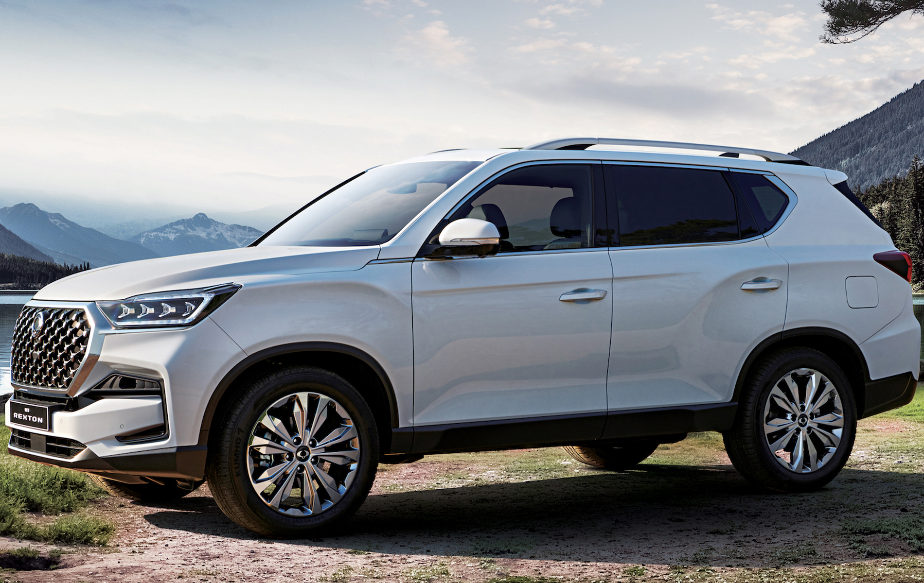AG: предложение на { brand|capitalize }} Rexton