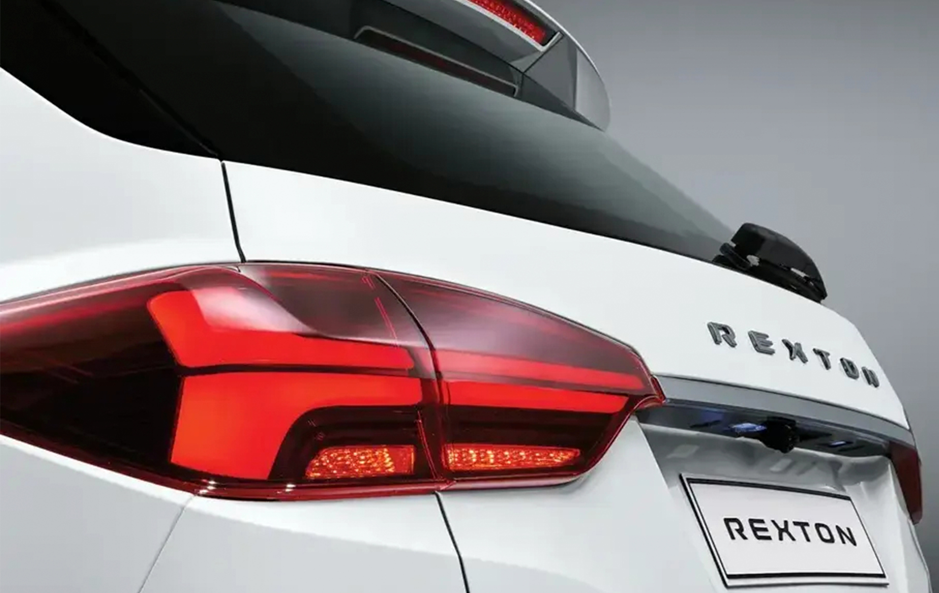 AG: предложение на { brand|capitalize }} Rexton