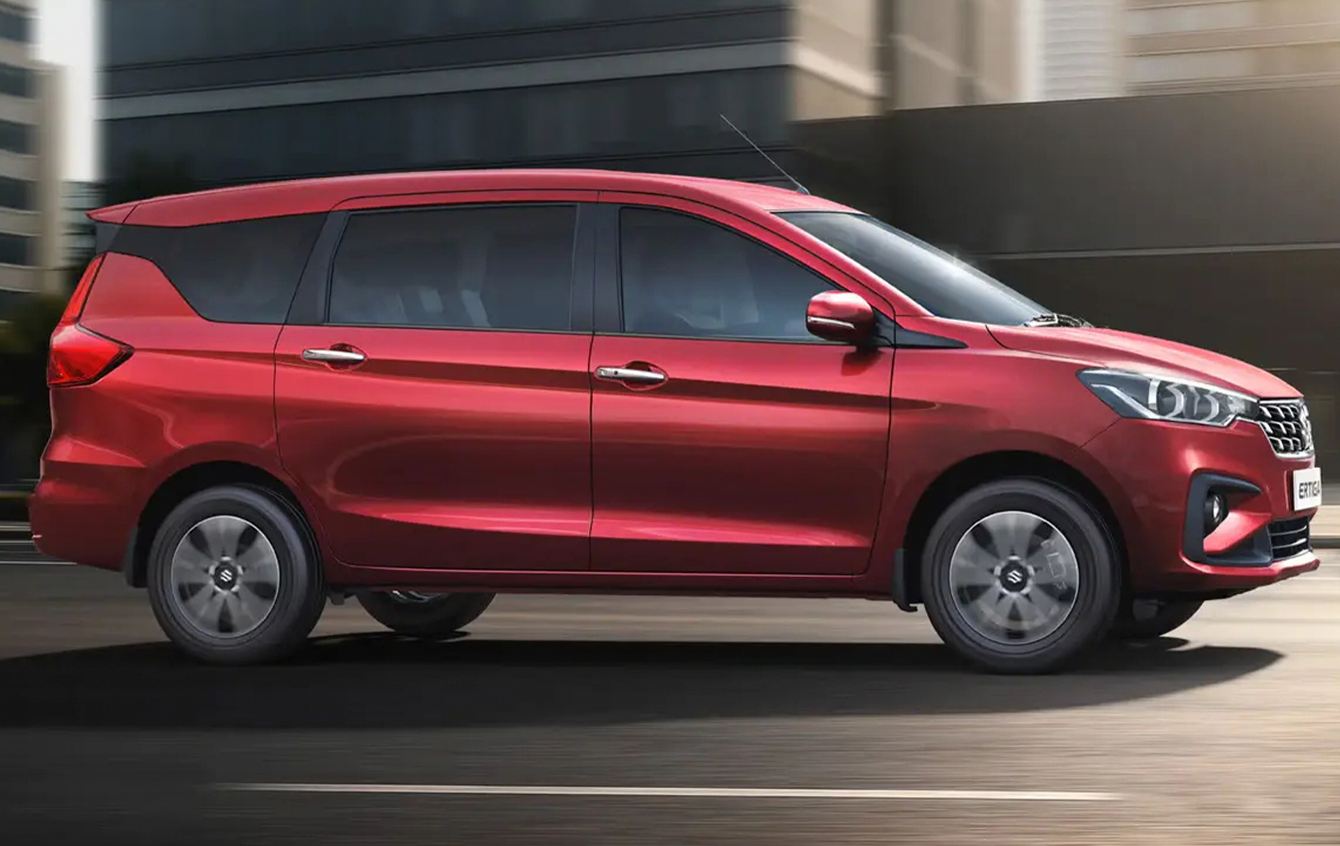 AG: предложение на { brand|capitalize }} Ertiga