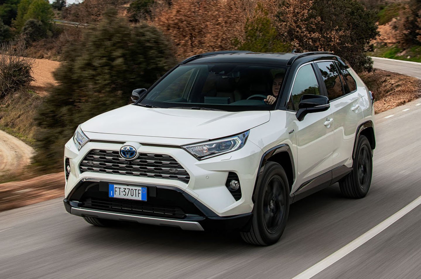 AG: предложение на { brand|capitalize }} Rav4