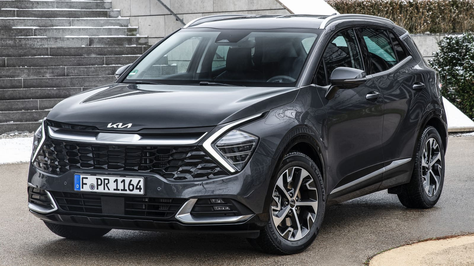 AG: предложение на { brand|capitalize }} Sportage