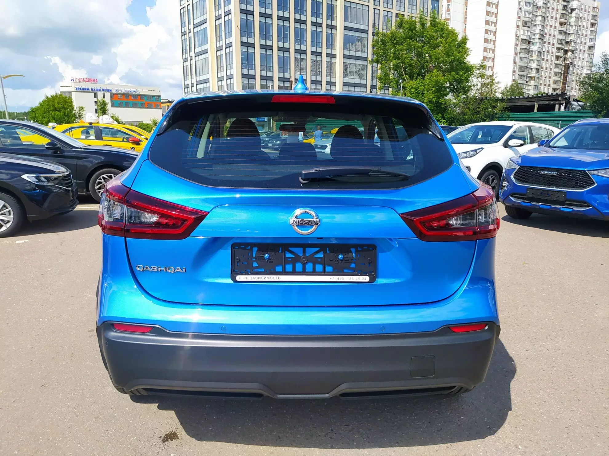 AG: предложение на { brand|capitalize }} Qashqai