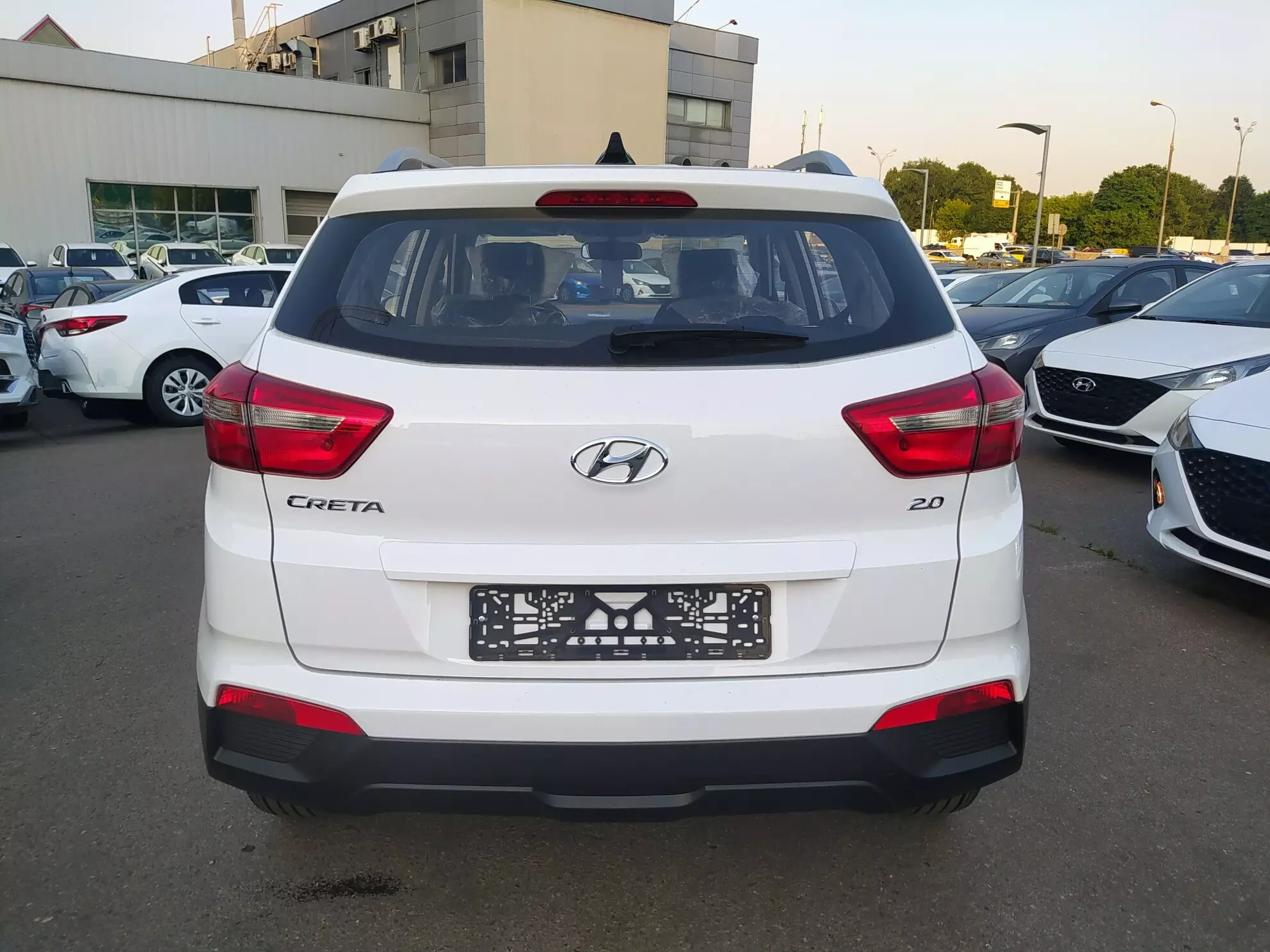 AG: предложение на { brand|capitalize }} Creta 2021