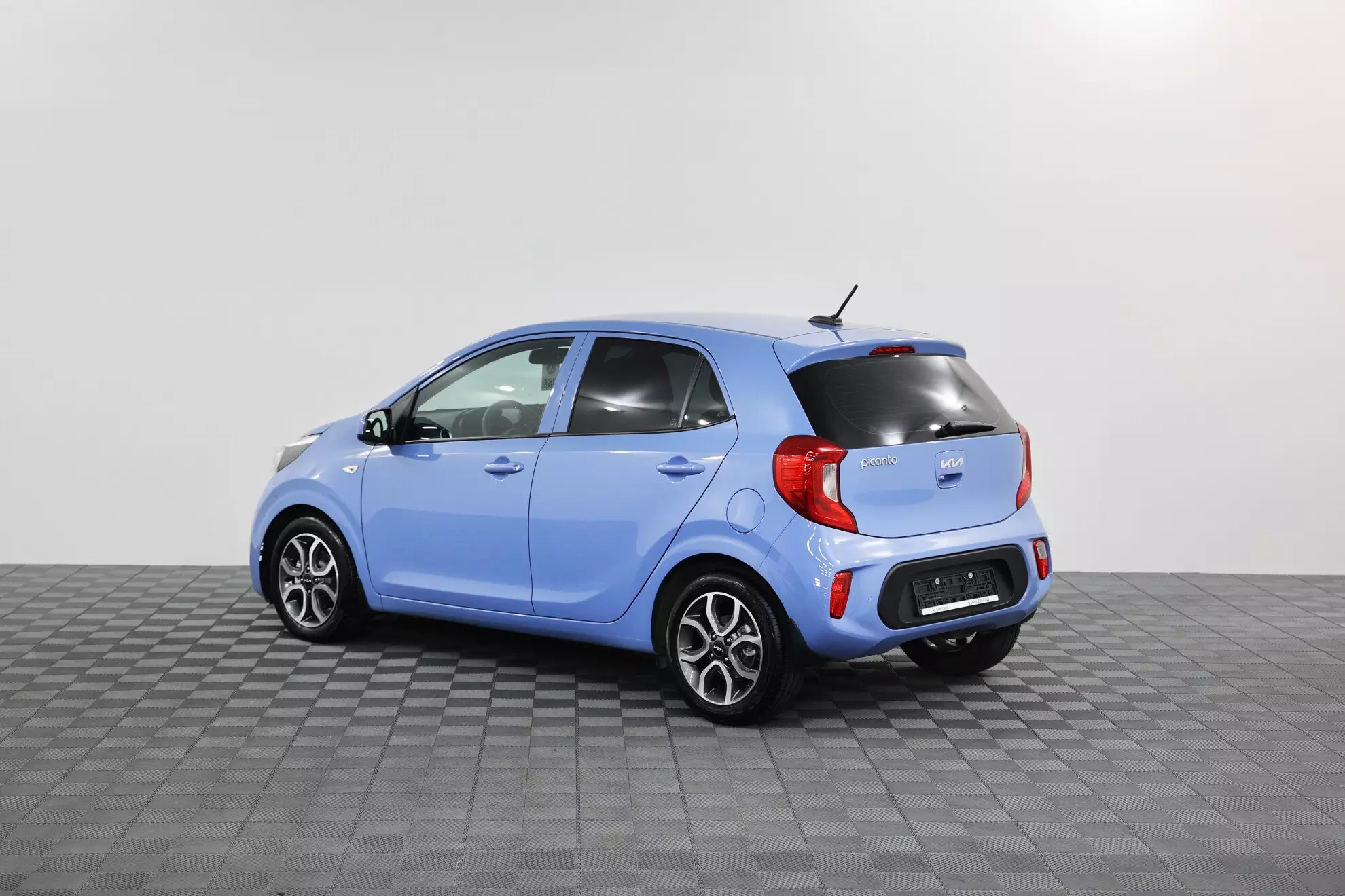 AG: предложение на { brand|capitalize }} Picanto