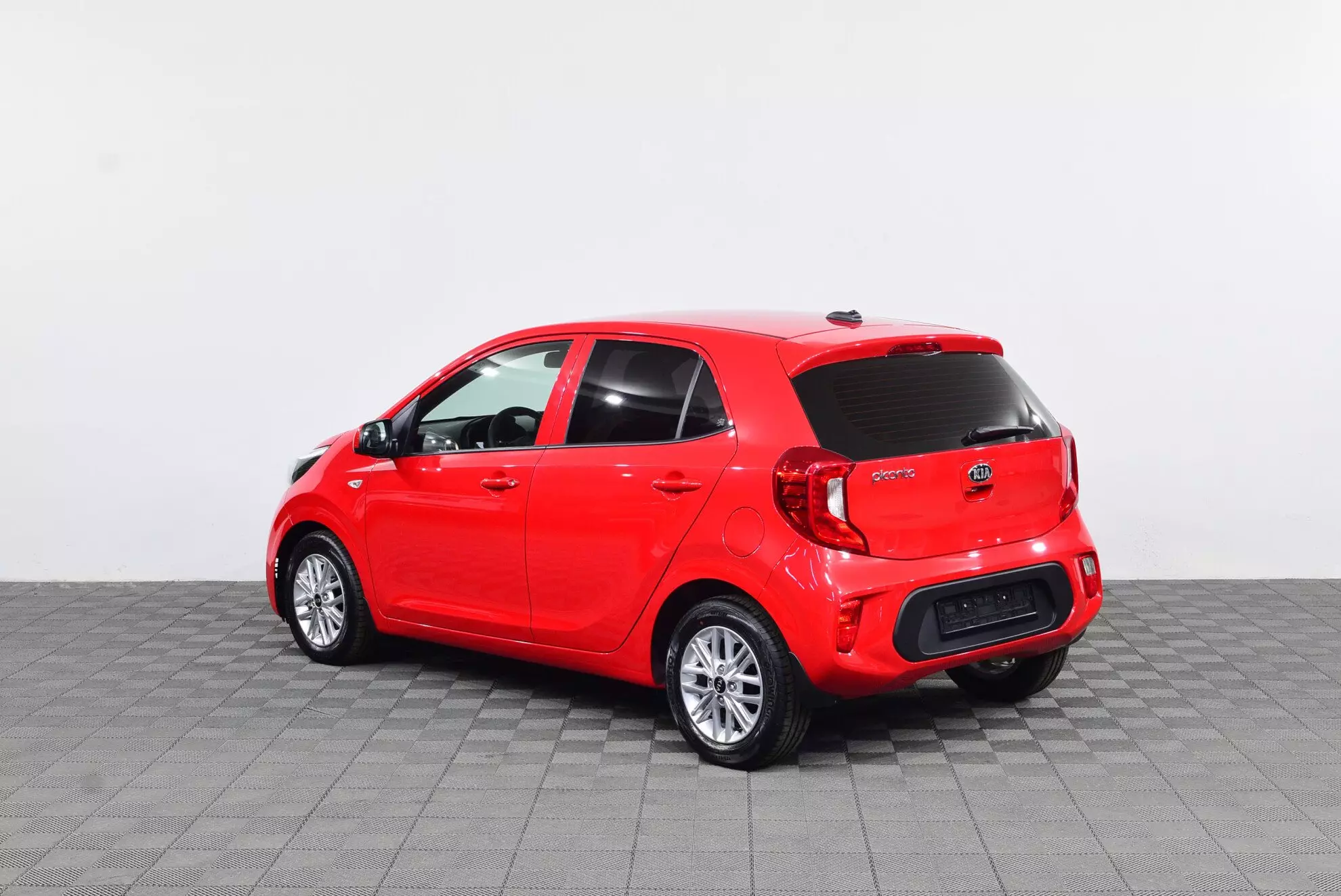 AG: предложение на { brand|capitalize }} Picanto