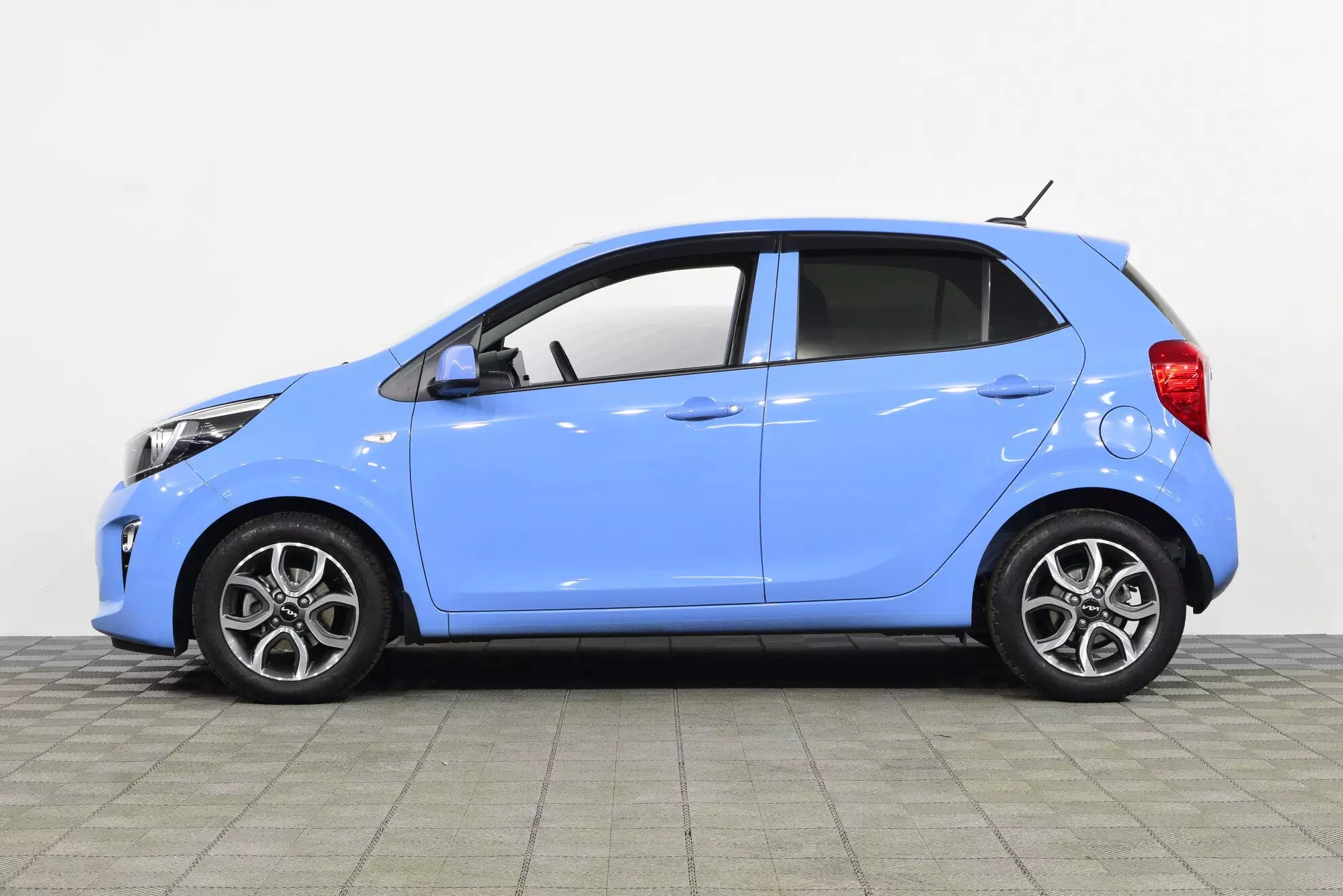 AG: предложение на { brand|capitalize }} Picanto