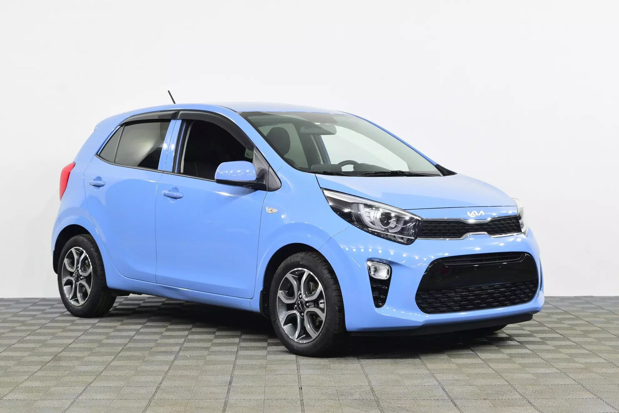 AG: предложение на { brand|capitalize }} Picanto