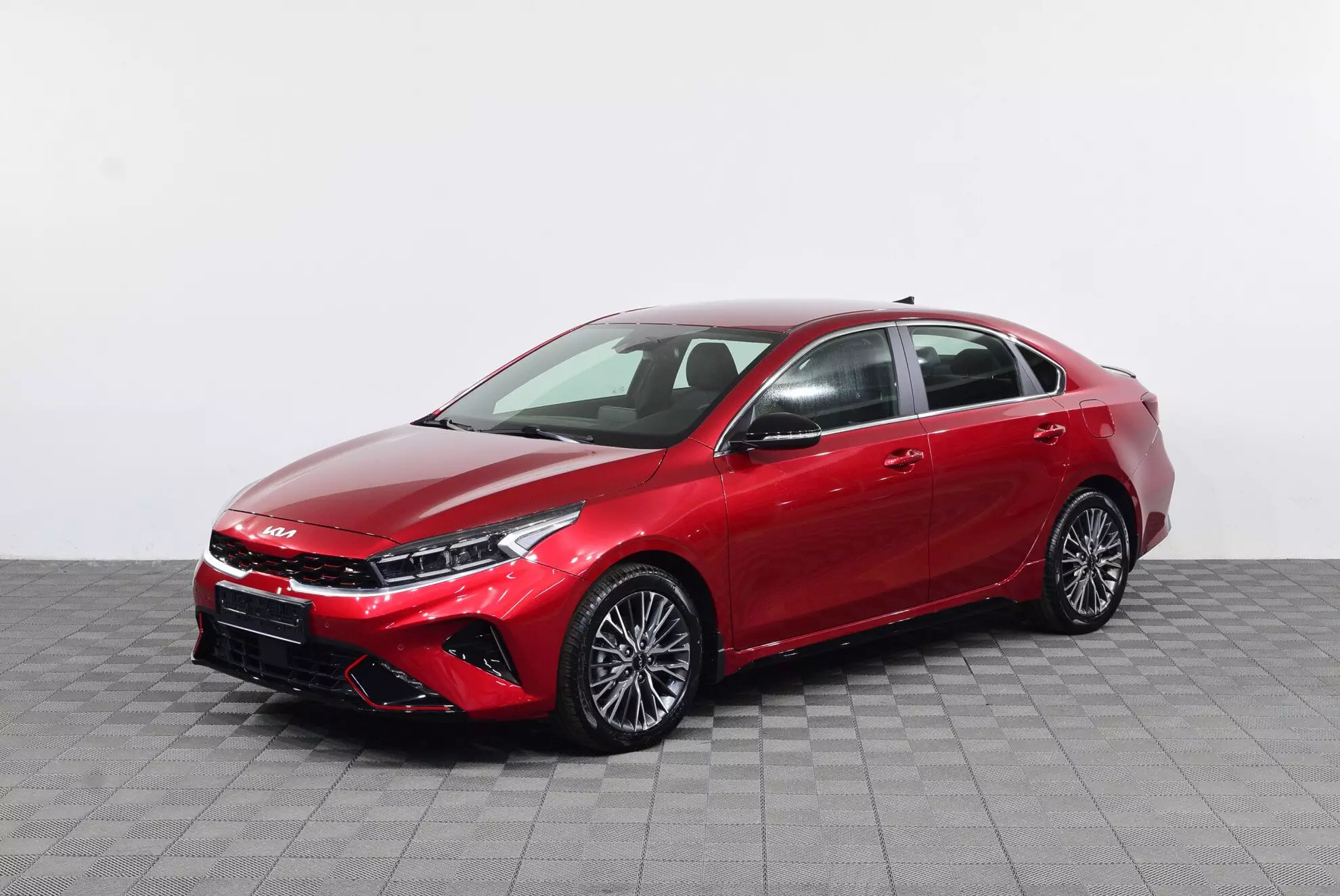 AG: предложение на { brand|capitalize }} Cerato