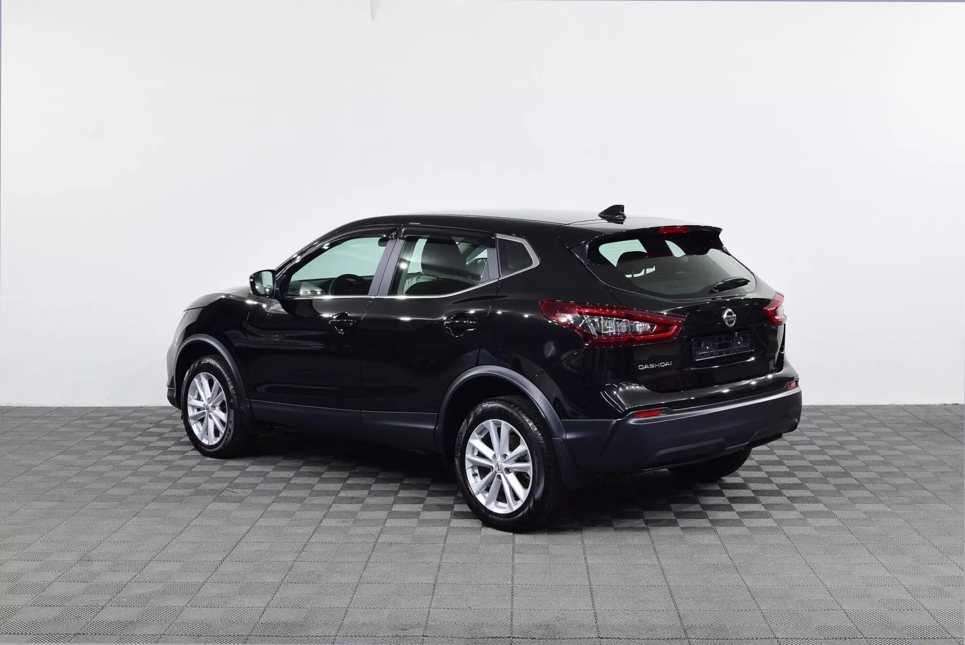 AG: предложение на { brand|capitalize }} Qashqai