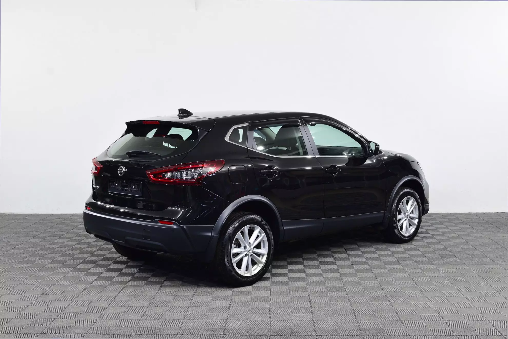 AG: предложение на { brand|capitalize }} Qashqai