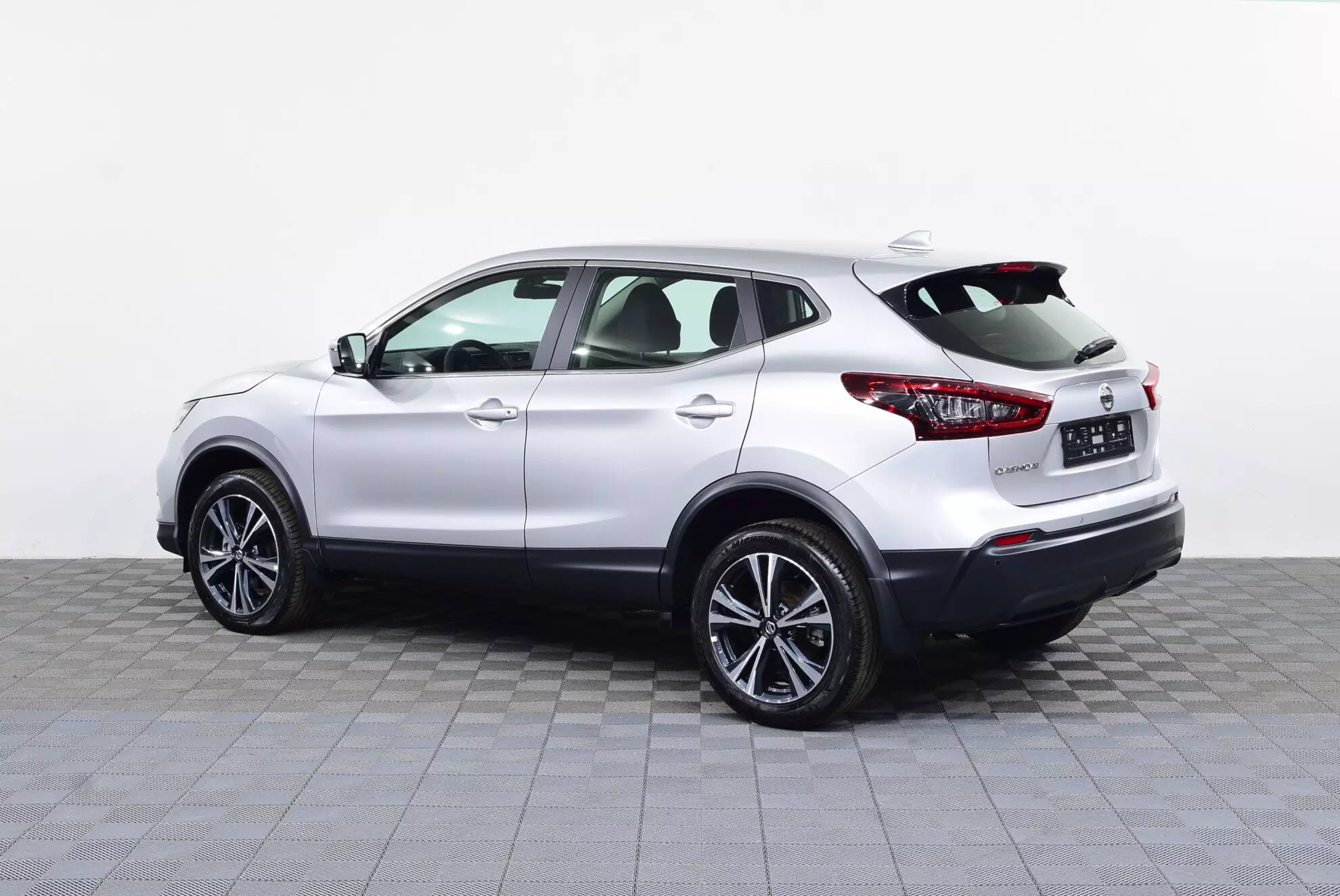 AG: предложение на { brand|capitalize }} Qashqai