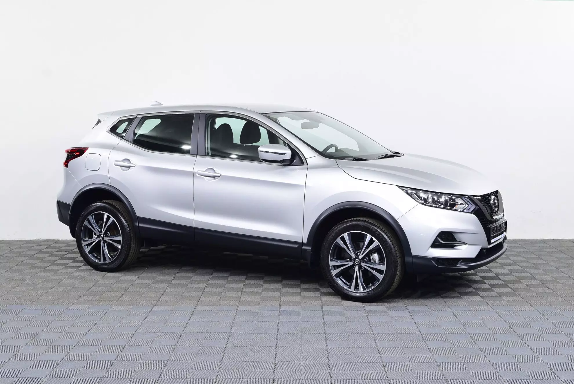 AG: предложение на { brand|capitalize }} Qashqai