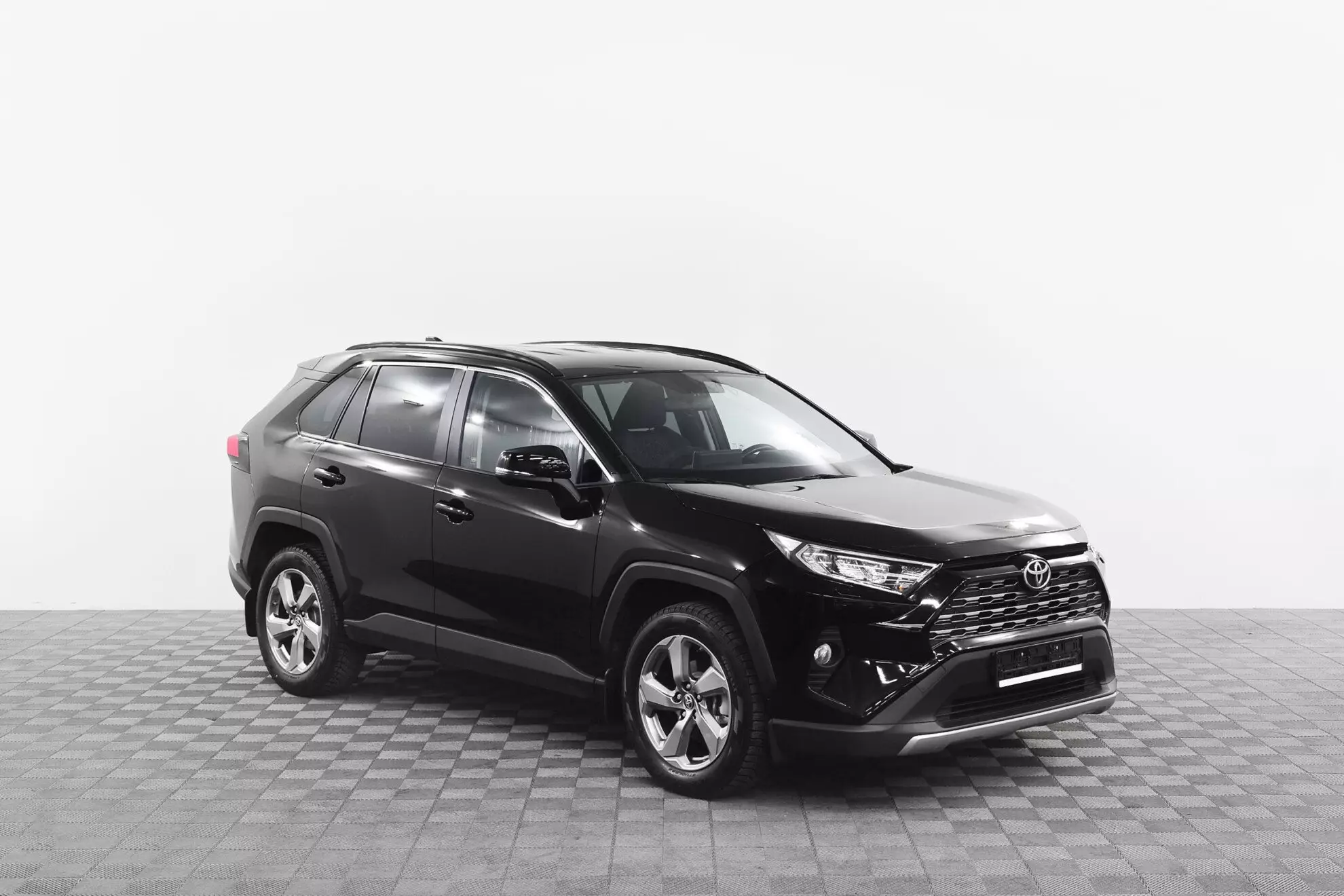 AG: предложение на { brand|capitalize }} Rav4