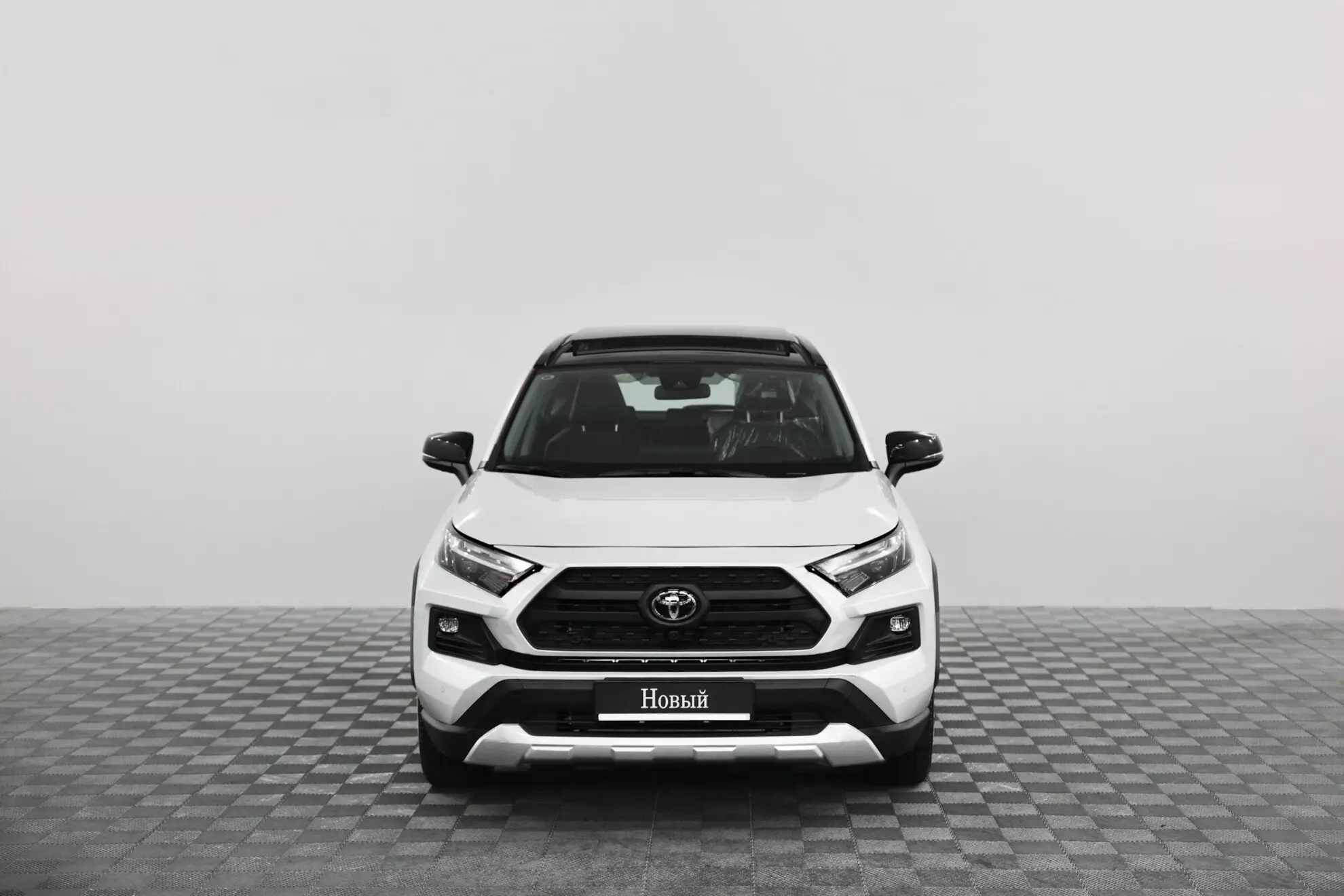 AG: предложение на { brand|capitalize }} Rav4