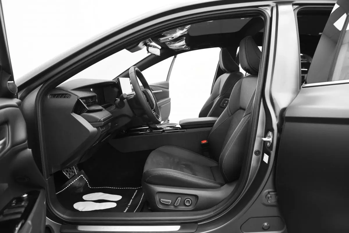 AG: предложение на { brand|capitalize }} Camry