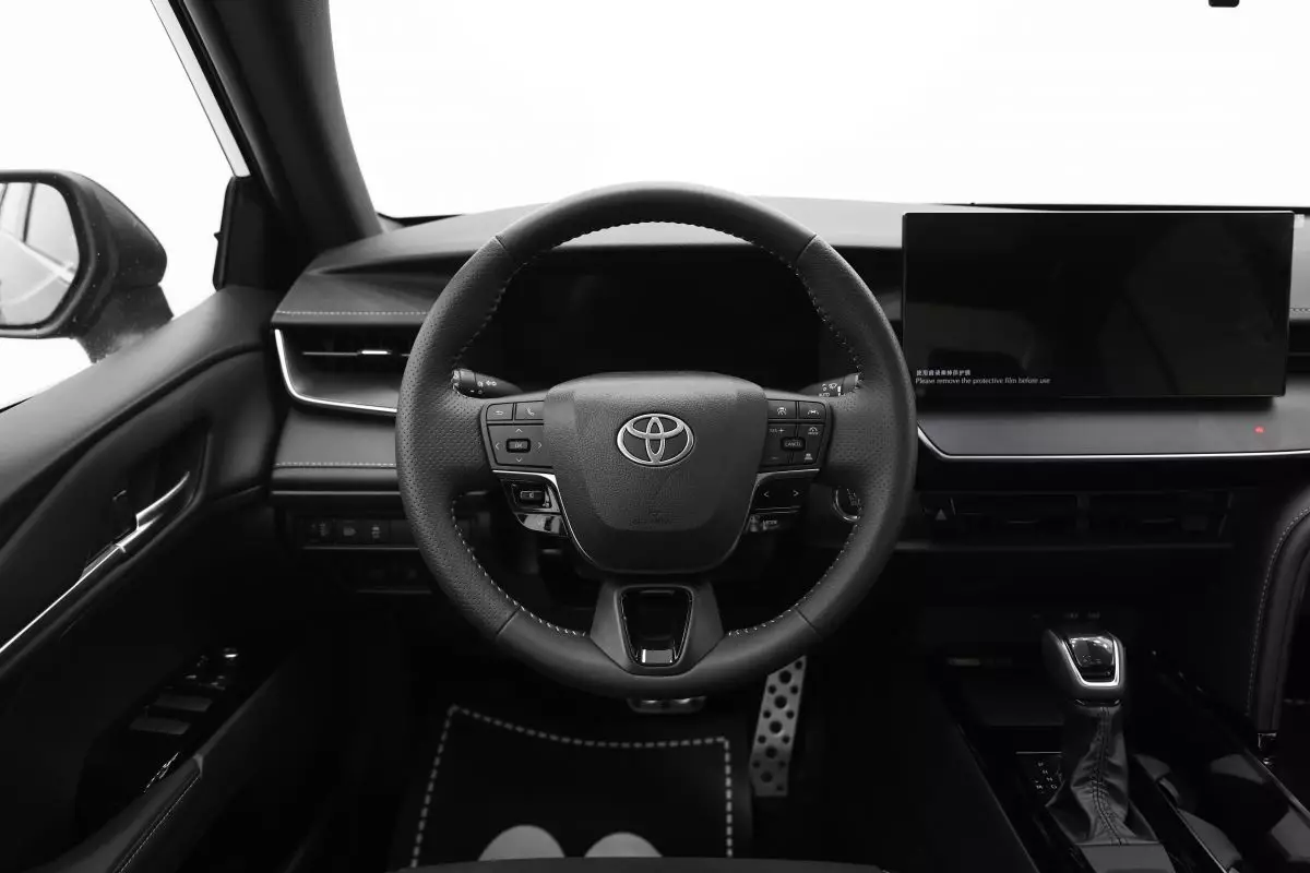 AG: предложение на { brand|capitalize }} Camry