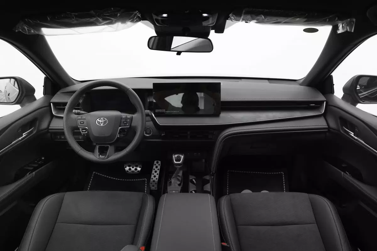 AG: предложение на { brand|capitalize }} Camry