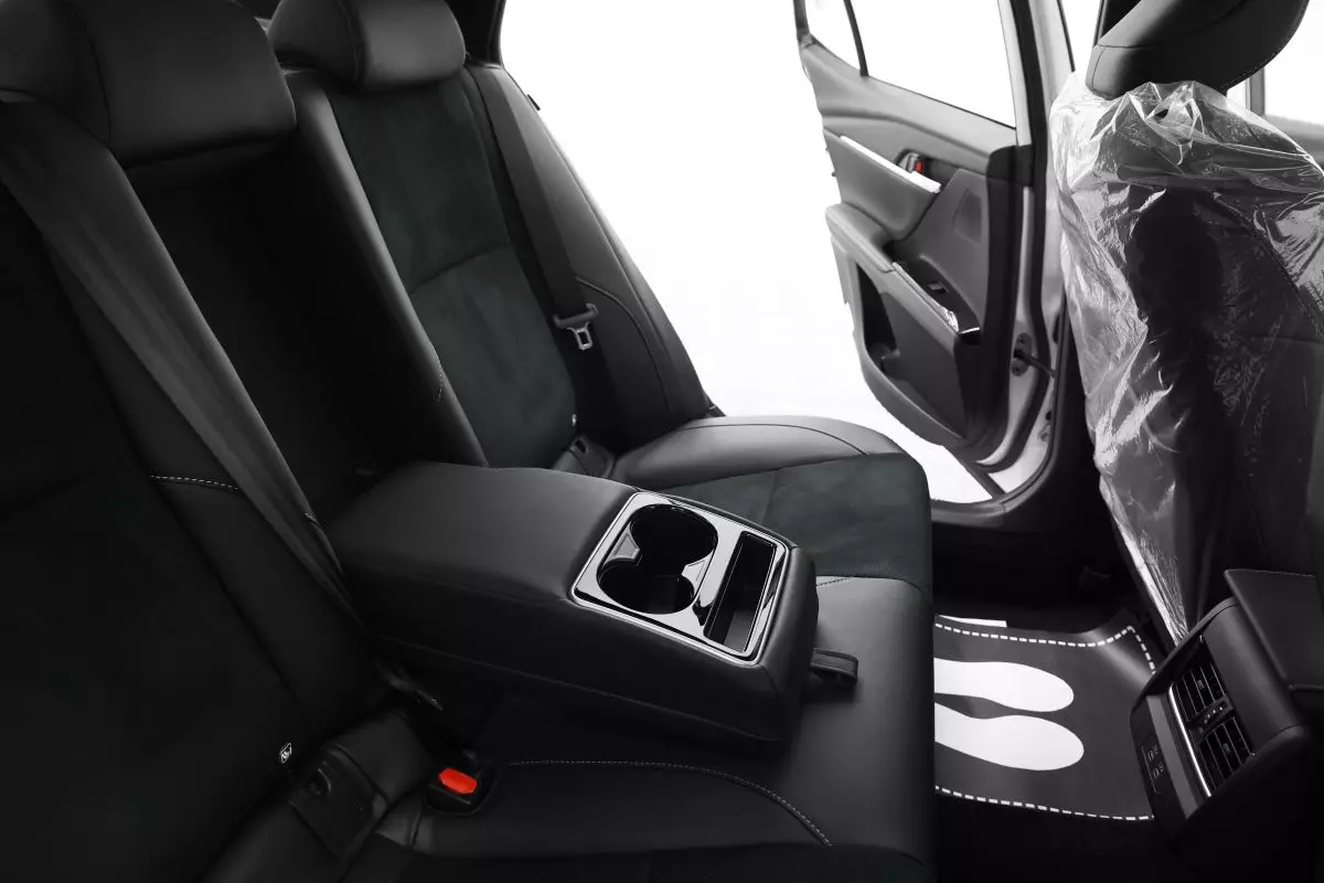 AG: предложение на { brand|capitalize }} Camry