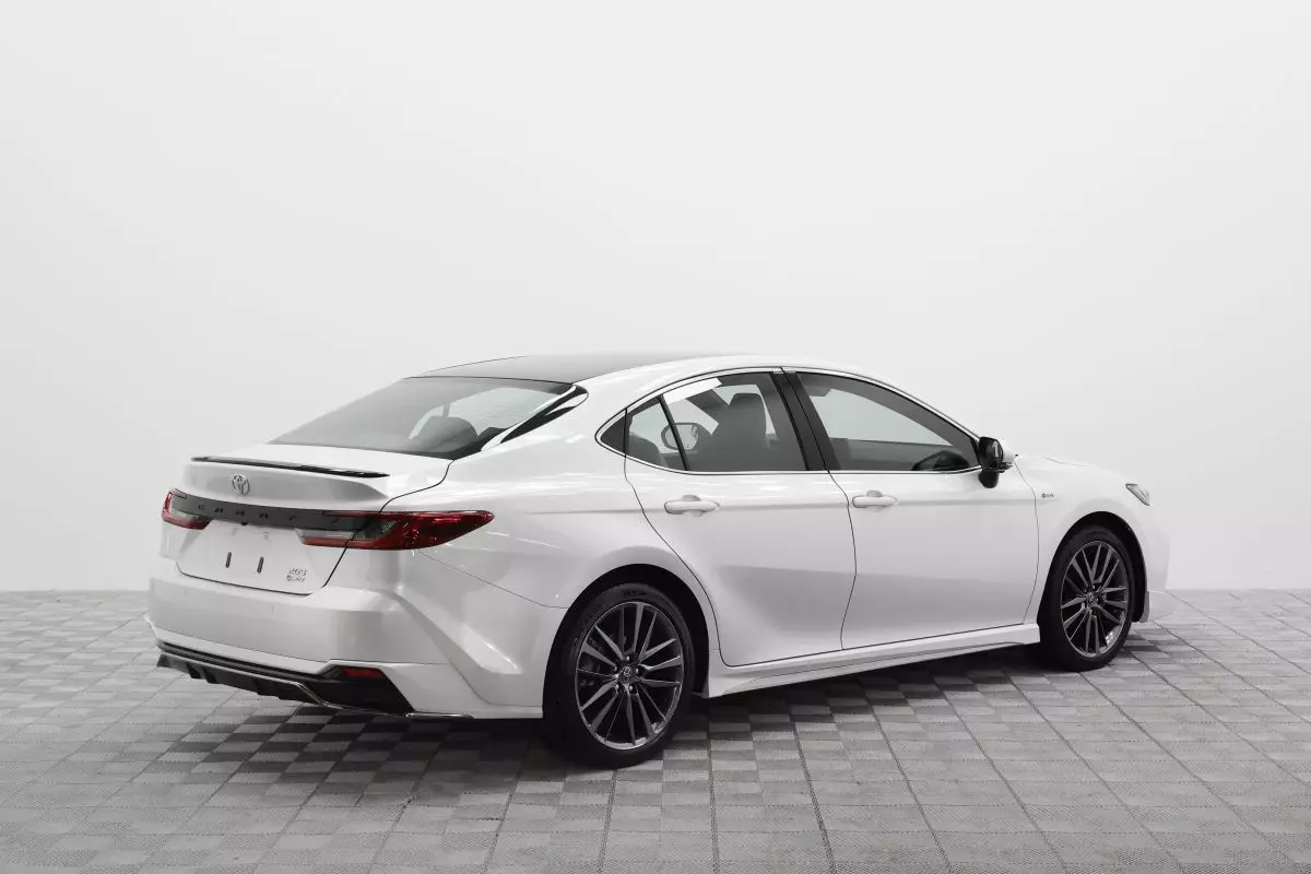 AG: предложение на { brand|capitalize }} Camry