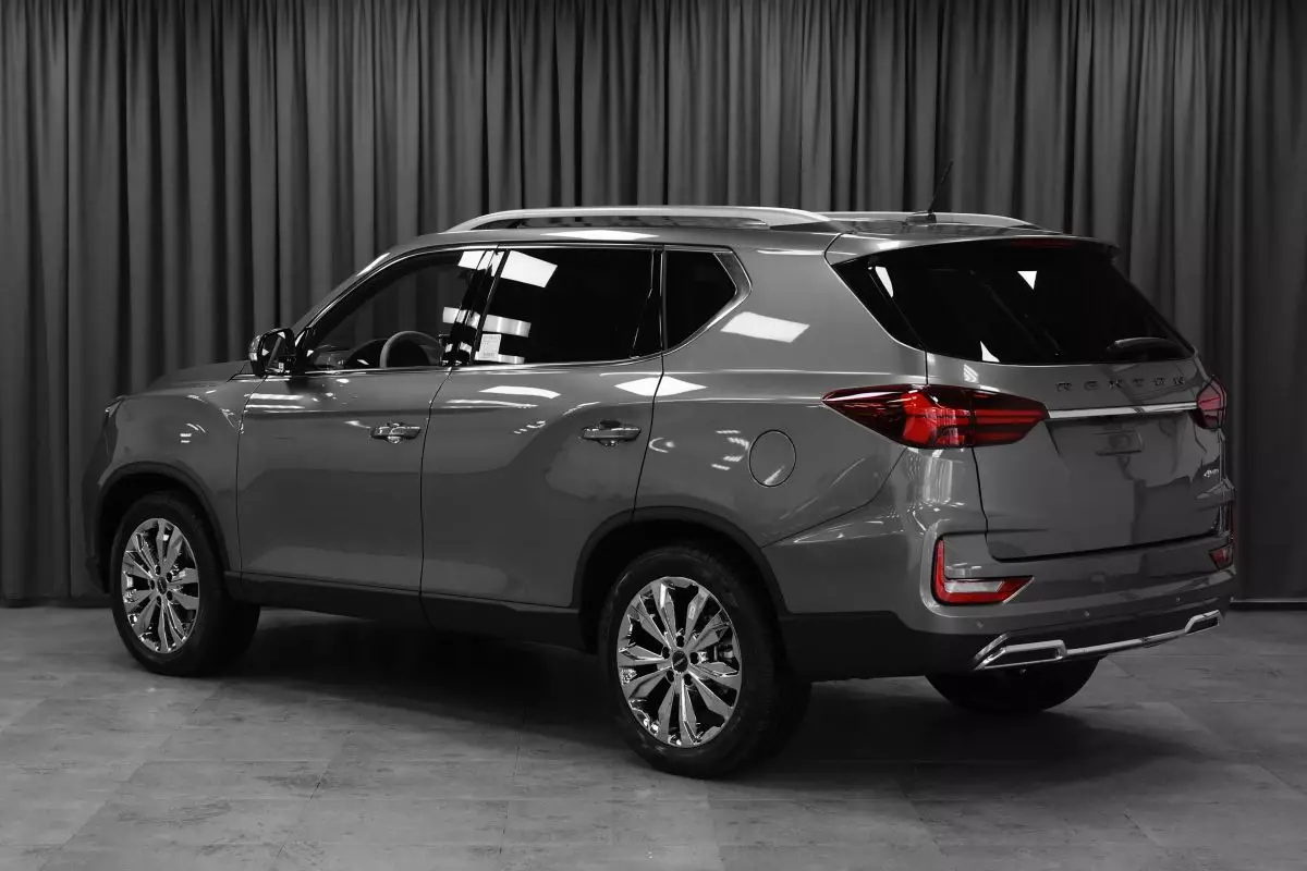 AG: предложение на { brand|capitalize }} Rexton