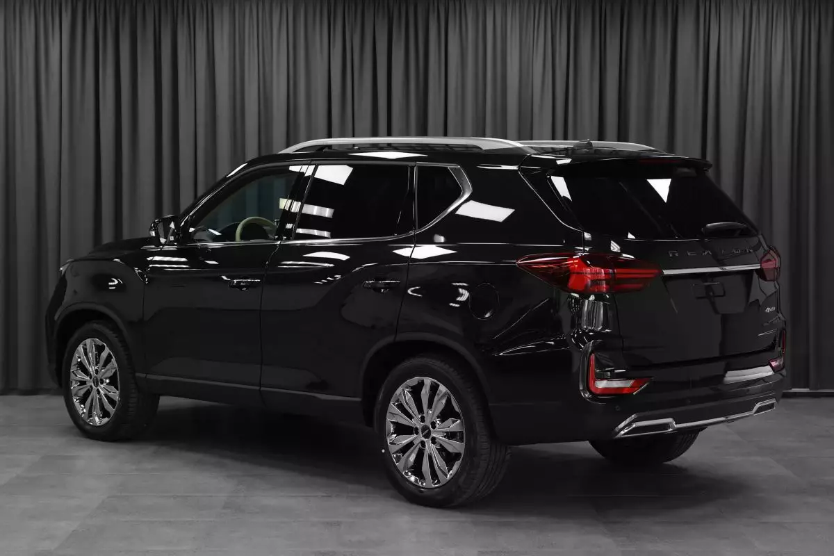AG: предложение на { brand|capitalize }} Rexton