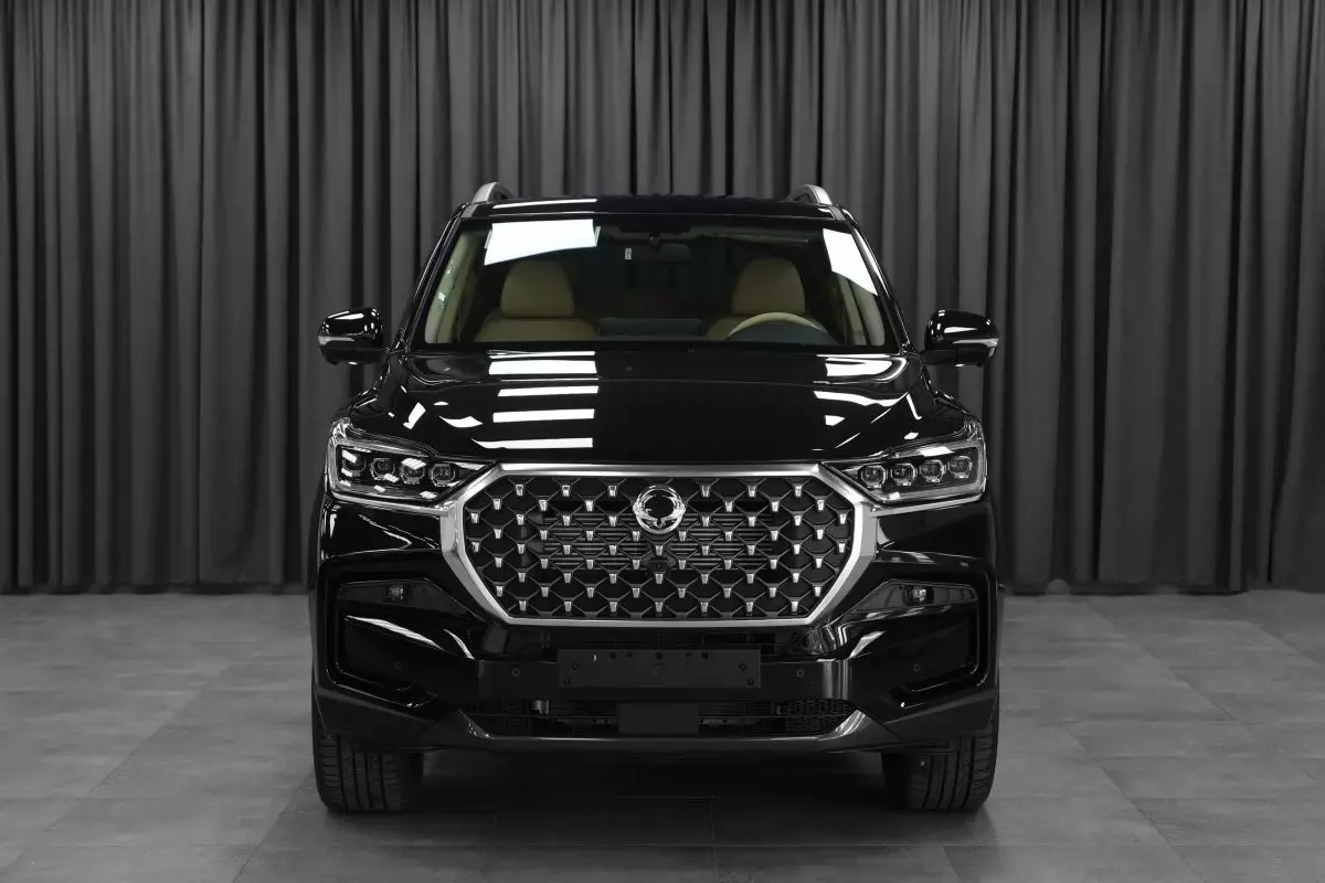 AG: предложение на { brand|capitalize }} Rexton