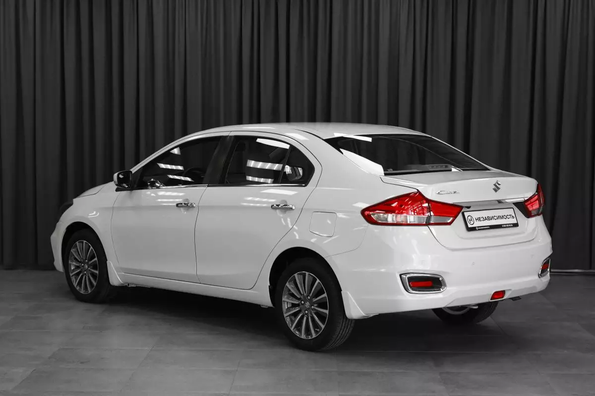 AG: предложение на { brand|capitalize }} Ciaz