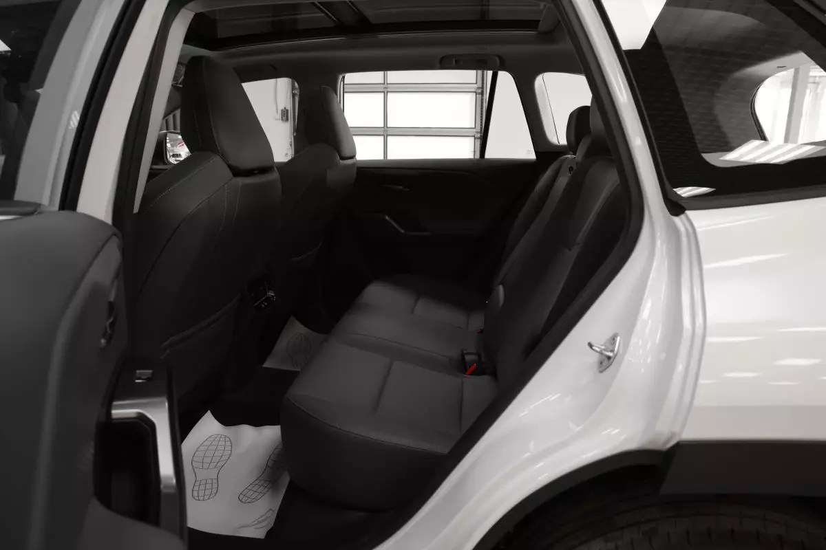 AG: предложение на { brand|capitalize }} Rav4 New